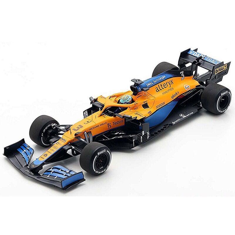 McLaren MCL35M No3 McLaren  Winner Italian GP 2021  Daniel Ricciardo With Pit Board  118 Scale Resin Model Car