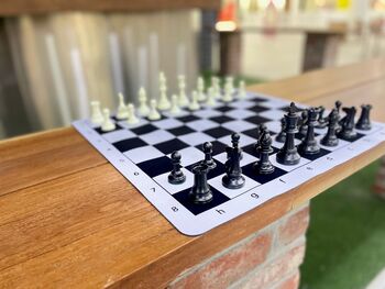 LPG  Club Chess Set  Black and White