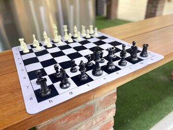 LPG  Club Chess Set  Black and White