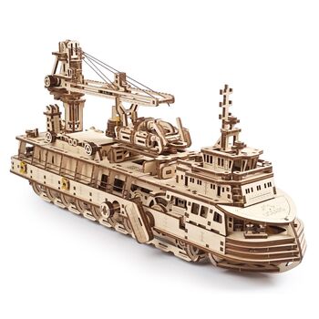 Ugears  Research Vessel